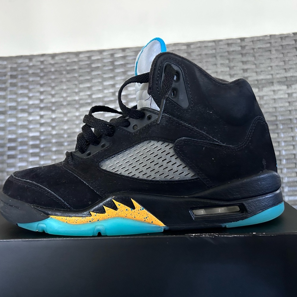 Jordan 5 Retro size M8/ W 9.5